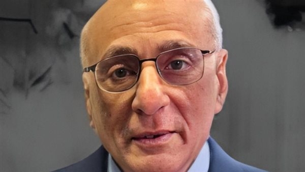 د عبد المعطى احد اعلام الجراحة