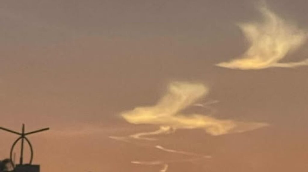  اجهزة ترصد وتتابع سماء مصر 