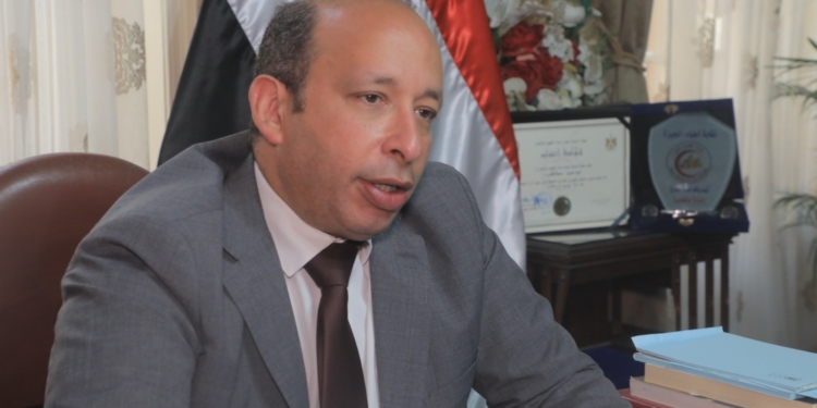 عميد طب قصر العينى د حسام صلاح