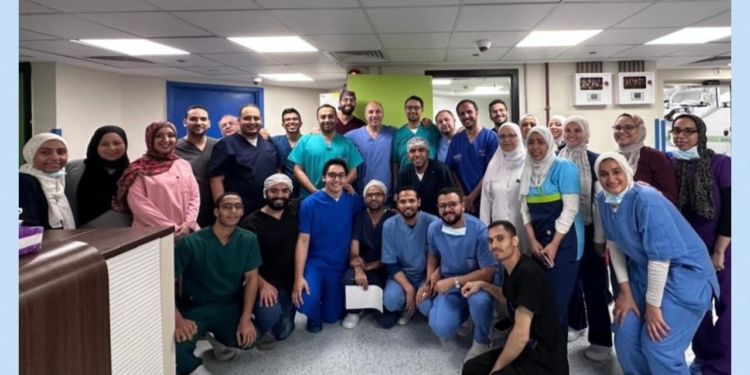 فريق الايكمو بقصر العينى