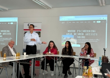 فلك”..أطلس تفاعلي يرسم مسارات رائدات الفن البصري العربيات