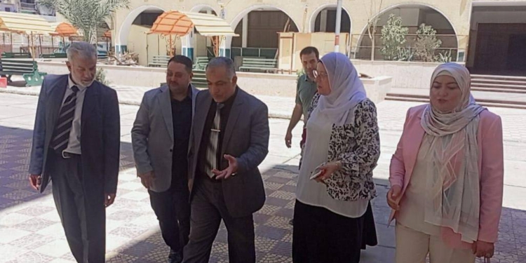 نائب رئيس جامعة الأزهر يتفقد برامج "التربية الوطنية" وأعمال الكنترولات بكلية بنات المنصورة