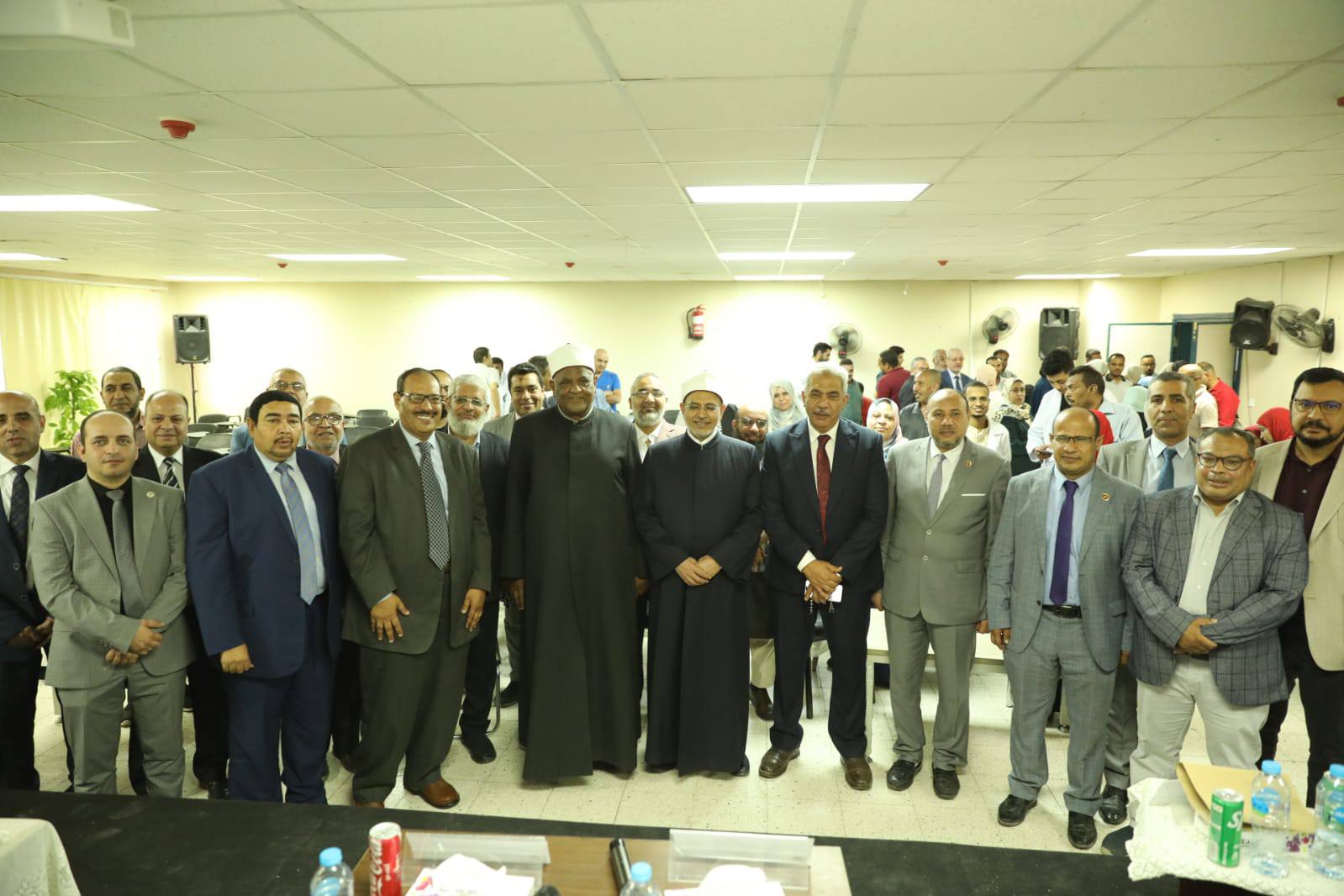 قيادات الأزهر تفتتح مباني جديدة بمستشفى طب الأزهر بأسيوط