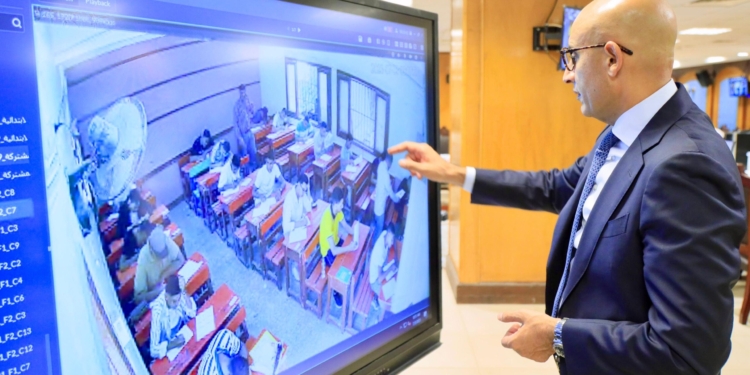 الثانوية العامة 2025.. تداول أسئلة وإجابات امتحان الأحياء بالباركود على الإنترنت