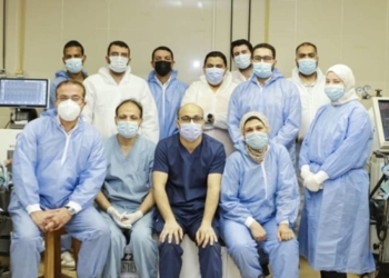 جامعة القاهرة تعلن: “EZVent” أول جهاز تنفس صناعي مصري يحصل على الترخيص التجاري