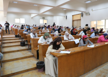 انطلاق امتحانات التعليم المدمج بجامعة القاهرة بمشاركة 30 ألف طالب وطالبة