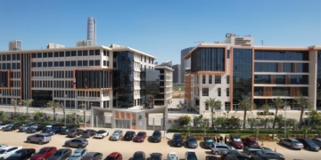 الجامعتان الألمانية بالقاهرة والدولية تواصلان تقديم المنح الدراسية الكاملة لأوائل الثانوية العامة 2025/2026