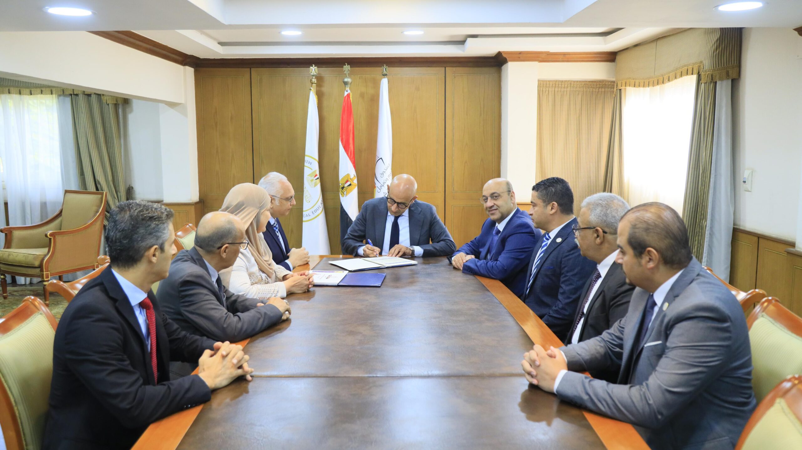 وزير التعليم يعتمد نتيجة الدبلومات الفنية الدور الأول ٢٠٢٥ 