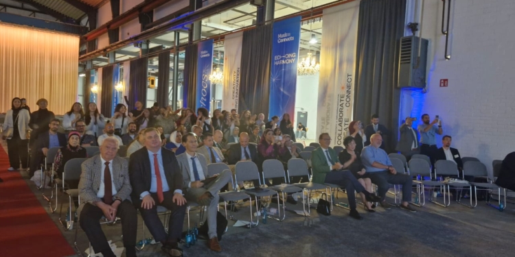 نائب وزير التعليم الألماني: برلين منصة للتواصل.. ومبادرة «كونكتس» تُلهم العالم”