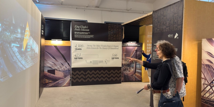 خلال معرض الجامعة الألمانية ببرلين.. سفراء ودبلوماسيون ينبهرون بالحضارة المصرية في معرض المتحف الكبير