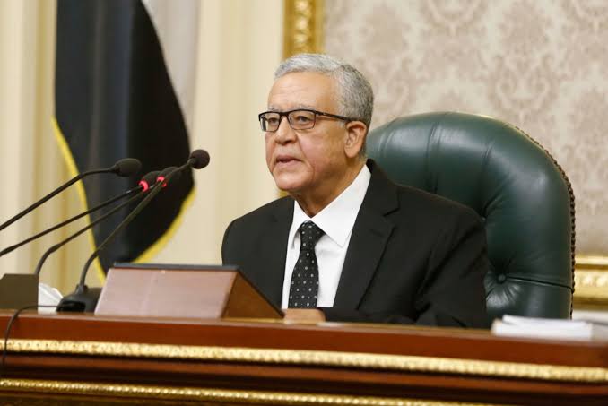 الحكومة ردا على سبب تأخر إرسال تعديل قانون التعليم للنواب: «الوقت مزنوق معلش»
