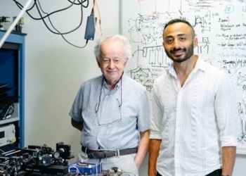 باحث هارفارد