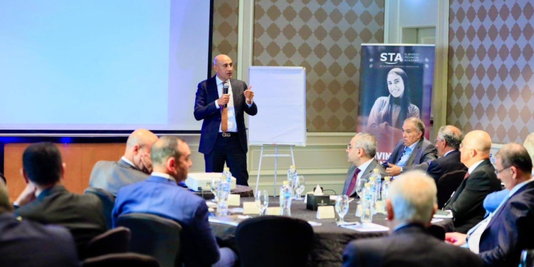 عبداللطيف: رؤية شاملة لجعل التعليم الفني بوابة للتصدير والاستثمار الخارجي