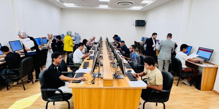 «تطوير التعليم» يستعين بالروبوتات لإرشاد الطلاب باختبارات قبول معهد الكوزن