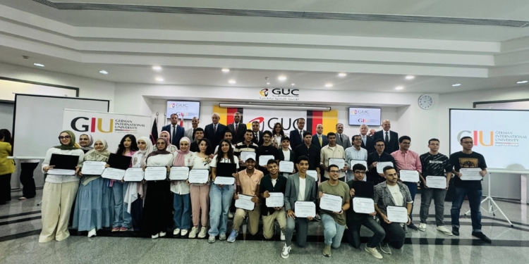 الجامعات الألمانية تكرم أوائل الثانوية العامة بالمحافظات وتقدم 69 منحة كاملة لهم