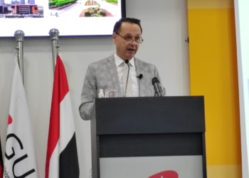 الدكتور أشرف منصور: نحن جامعة الأوائل وقدمنا  69 منحة لأوائل المحافظات