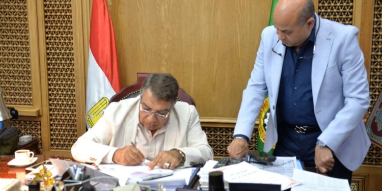 محافظ الدقهلية يقرر تخفيض تنسيق الثانوي العام لـ 238 درجة والخدمات 225