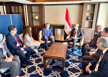 «عبداللطيف» يلتقى رئيس جامعة هيروشيما لدعم جهود تطوير التعليم الفني والتكنولوجي بمصر