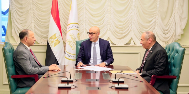 «عبداللطيف» يعتمد نتيجة ملاحق الثانوية العامة بنسبة نجاح ٩٠,٦% للحديث و٩٠,٧% للقديم