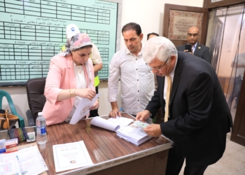 وزير التعليم العالي يُدلي بصوته في انتخابات مجلس الشيوخ ٢٠٢٥