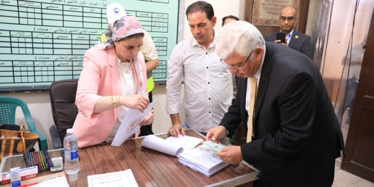 وزير التعليم العالي يُدلي بصوته في انتخابات مجلس الشيوخ ٢٠٢٥