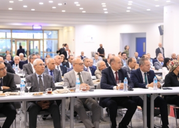 74٪ الحد الأدنى لكلية الطب البشري في سلمان وسيناء و 81٪ في الأهلية