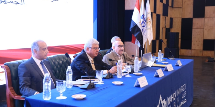 مجلس الجامعات الخاصة يحسم أزمة مواعيد تخرج طلاب الصيدلة