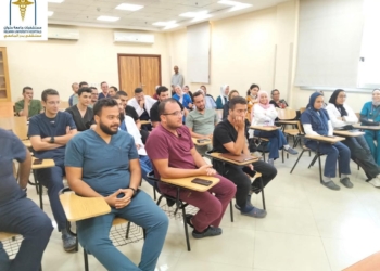 جامعة حلوان تضع خطة لدعم الأطباء المقيمين وتطوير بيئة العمل الطبية
