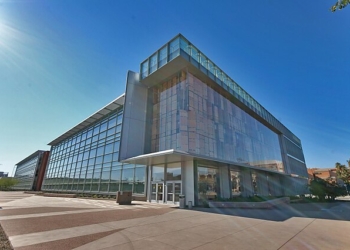 جامعة ولاية أريزونا تواجه تحديات في جذب الطلاب الدوليين بسبب قيود التأشيرات