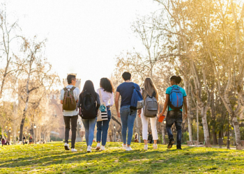 محافظة أرجنتينية تفتتح أول مدرسة ثانوية ريفية