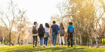 محافظة أرجنتينية تفتتح أول مدرسة ثانوية ريفية