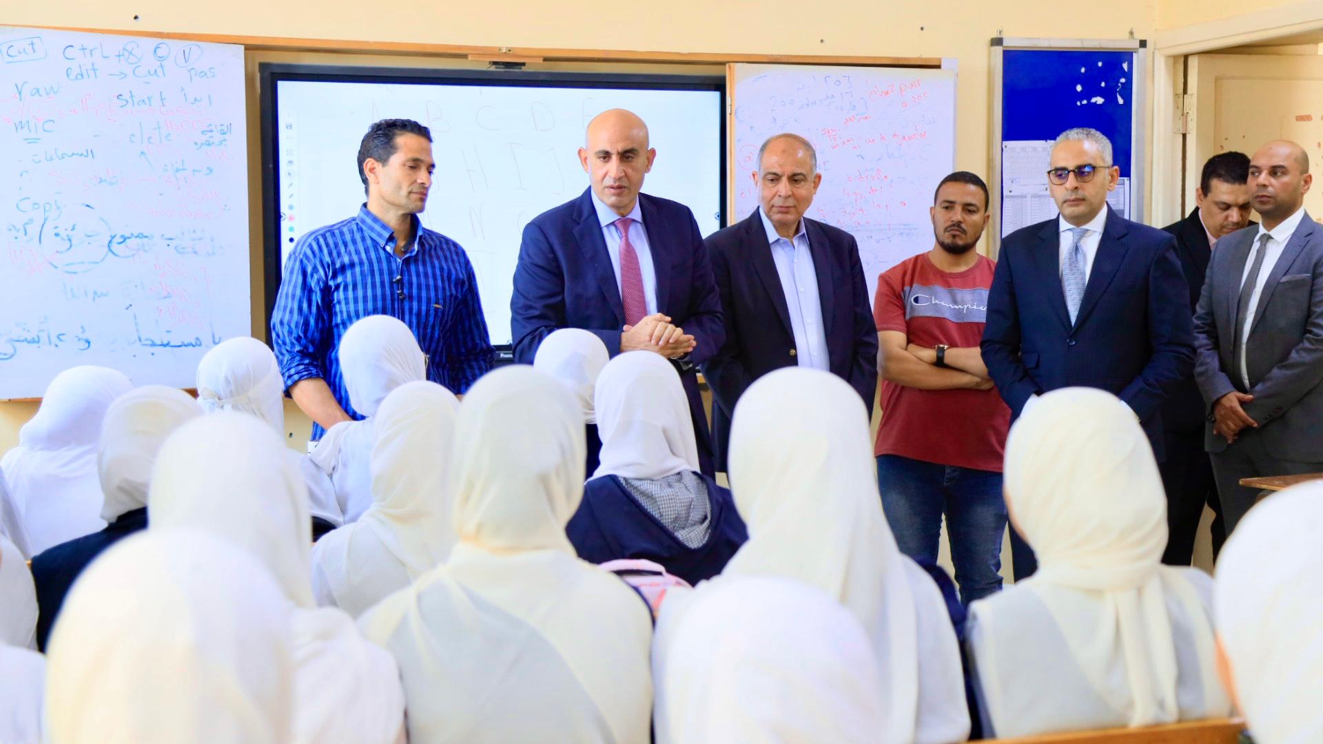 وزير التعليم: فرص عمل بالشركات اليابانية عن بعد للطلاب المتفوقين بالذكاء الاصطناعي