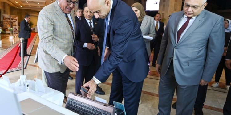 “التعليم” تتعاون مع “العربية للتصنيع” لتلبية احتياجاتها بالأجهزة الإلكترونية والبنية التحتية الذكية