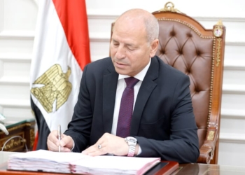 محافظ القاهرة يوجه بتخصيص الإذاعة المدرسية لتعريف الطلاب بالمتحف المصري