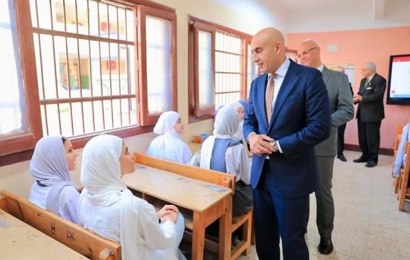 توجيه عاجل من التربية والتعليم للطلاب حول اختيار البكالوريا والثانوي العام