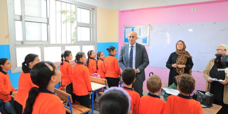 وزير التعليم يقتحم فصول الغربية.. ويؤكد: الدين أساس بناء شخصية الطلاب