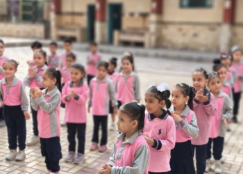 والد الطالبة يفجّر اتهامات جديدة ضد مدرسة التجمع: "انشروا الفواتير لو بيانكم صحيح"