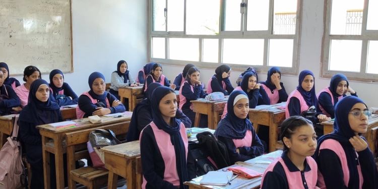 التعليم تُعلن التفاصيل الكاملة لصرف حافز التدريس للمعلمين والمديرين اعتبارًا من نوفمبر 2025