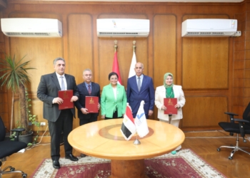 رئيس جامعة كفر الشيخ يستقبل نائب وزير الصحة والسكان لبحث سبل التعاون