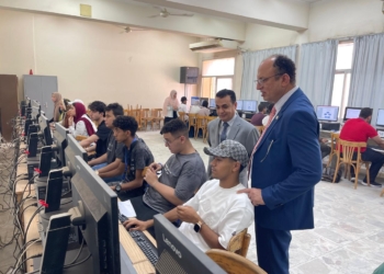 محمد حسين يجري جولة تفقدية بجامعة طنطا الاهلية