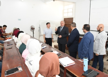 782 طالبًا وطالبة بالكلية المصرية الصينية للتكنولوجيا التطبيقية