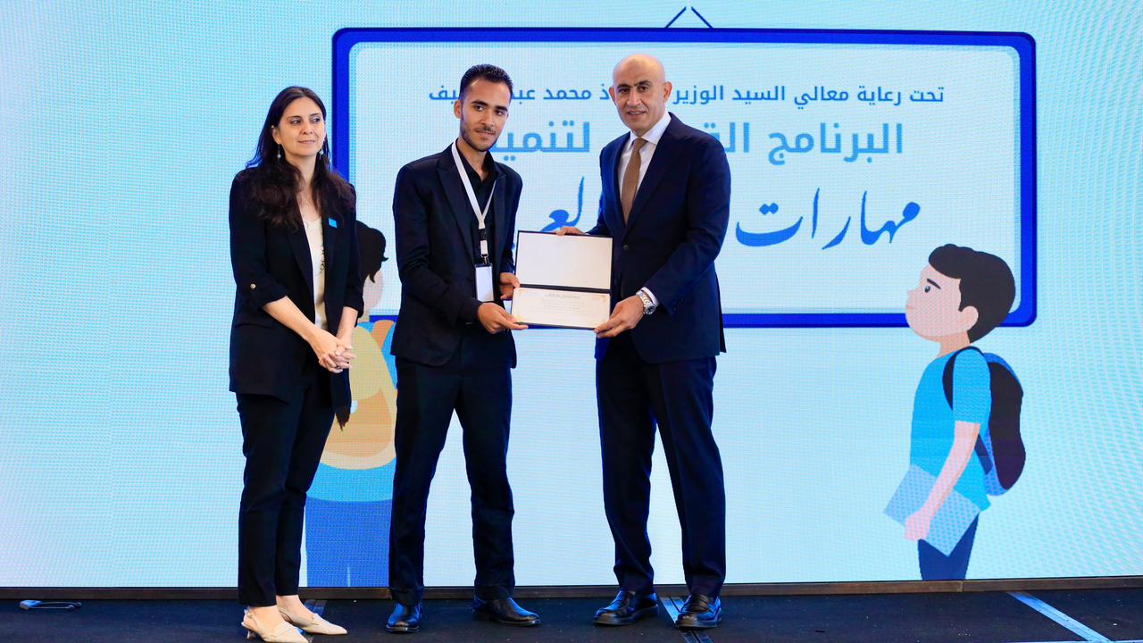 عبداللطيف: التعاون مع اليونيسف وKFW إنساني عميق يمنح الأطفال حق القراءة وفرصة التعلم