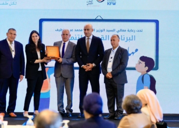 عبداللطيف: التعاون مع اليونيسف وKFW إنساني عميق يمنح الأطفال حق القراءة وفرصة التعلم