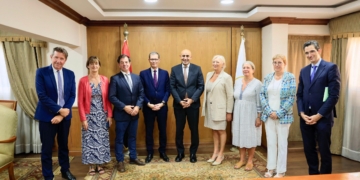 «عبداللطيف» يبحث مع وفد مجلس الشيوخ الفرنسي التعاون بالتعليم العام والمدارس الزراعية