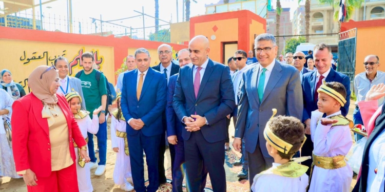 وزير التعليم ومحافظ الجيزة يفتتحان ٣ مدارس جديدة تنفيذا لخطة الدولة