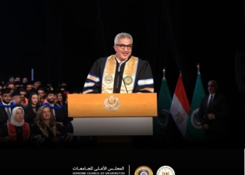 أمين المجلس الأعلى للجامعات يشهد حفل تخرج طلاب الأكاديمية العربية في العاصمة الإدارية الجديدة