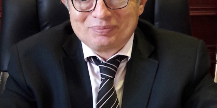 ندب الدكتور حسين عيسى مستشارًا لوزير التعليم العالي للسياسات المالية والاقتصادية