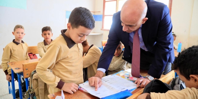 “عبداللطيف” يفاجئ طلاب أولى ثانوي بأخبار سعيدة لهم.. تعرف عليها