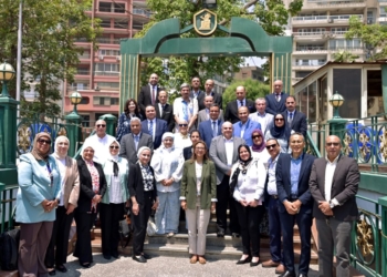 مجلس شئون خدمة المجتمع جامعة القاهرة يناقش التكامل بين الدور الأكاديمى للجامعة ودورها المجتمعى والبيئي