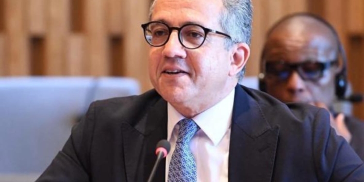 وزير التعليم العالي يُهنئ الدكتور خالد العناني لفوزه بجدارة بمنصب المدير العام لمنظمة اليونسكو